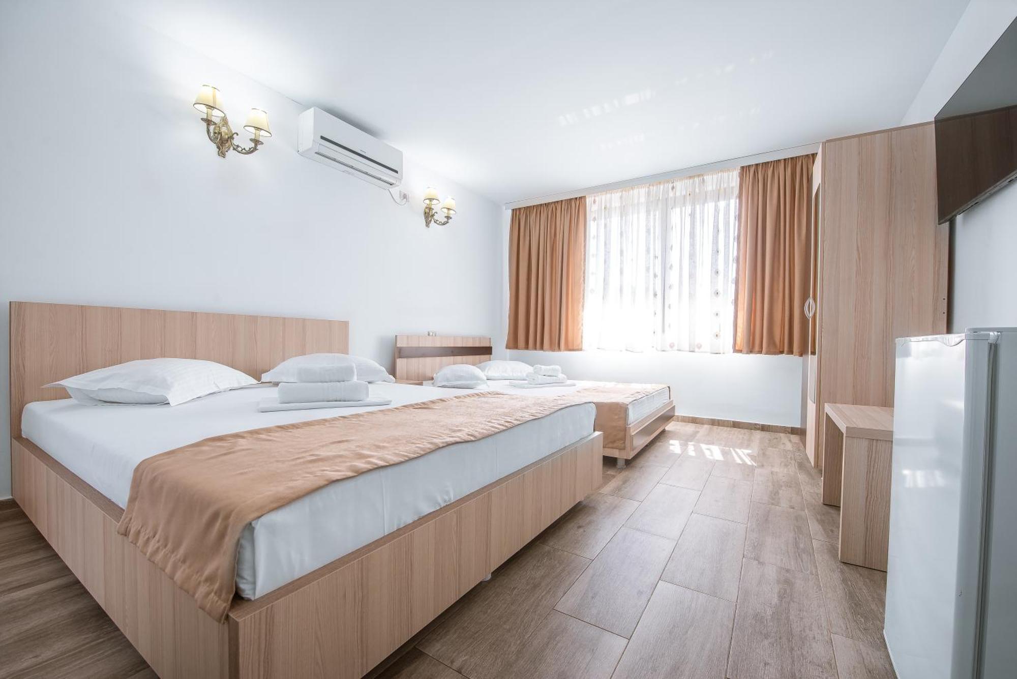 Vila Puky Neptun Ngoại thất bức ảnh