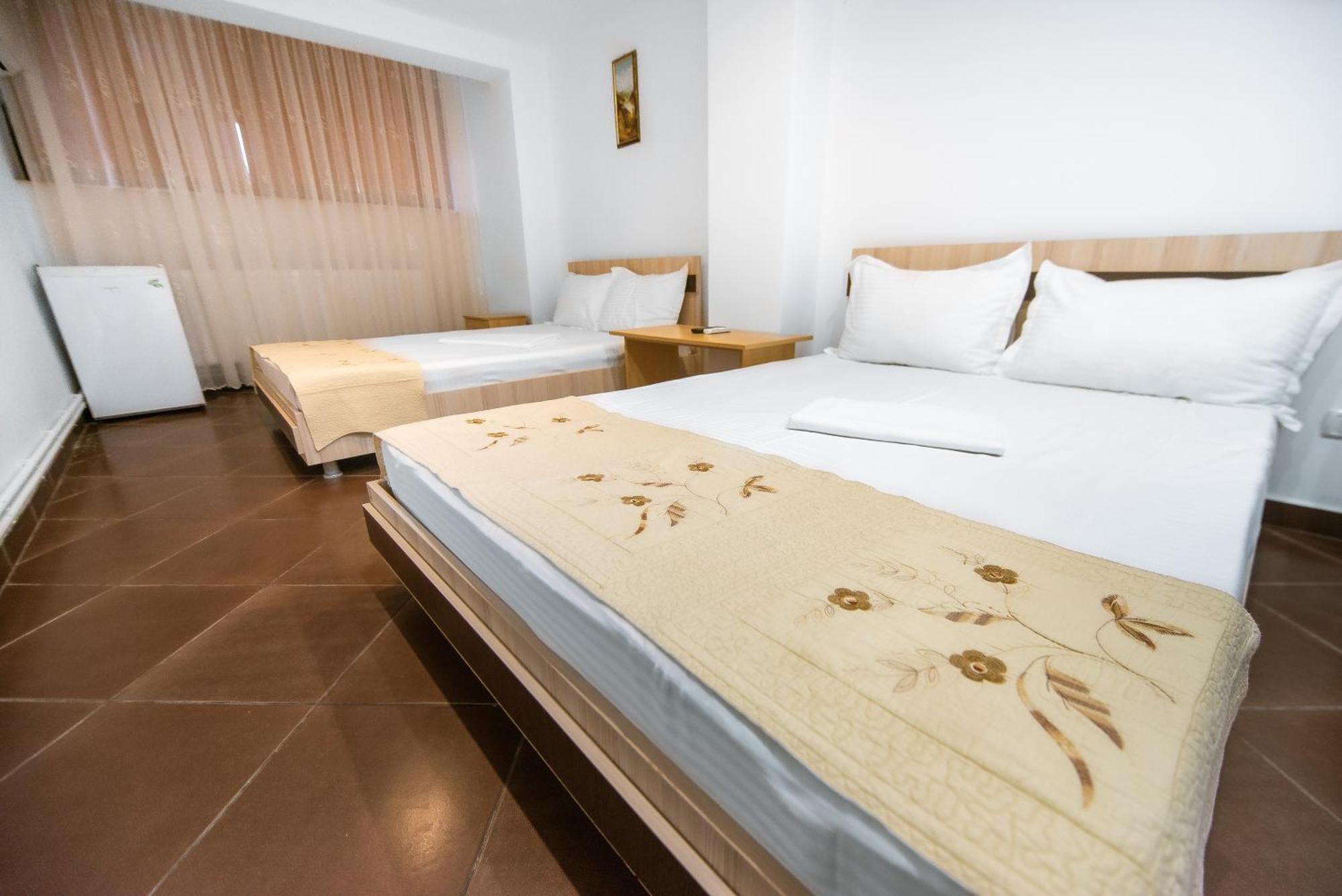 Vila Puky Neptun Ngoại thất bức ảnh