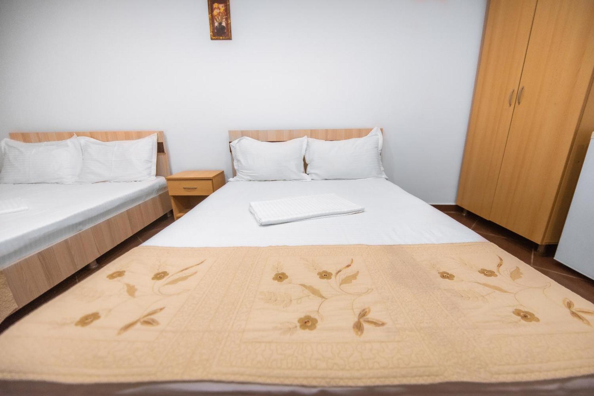 Vila Puky Neptun Ngoại thất bức ảnh