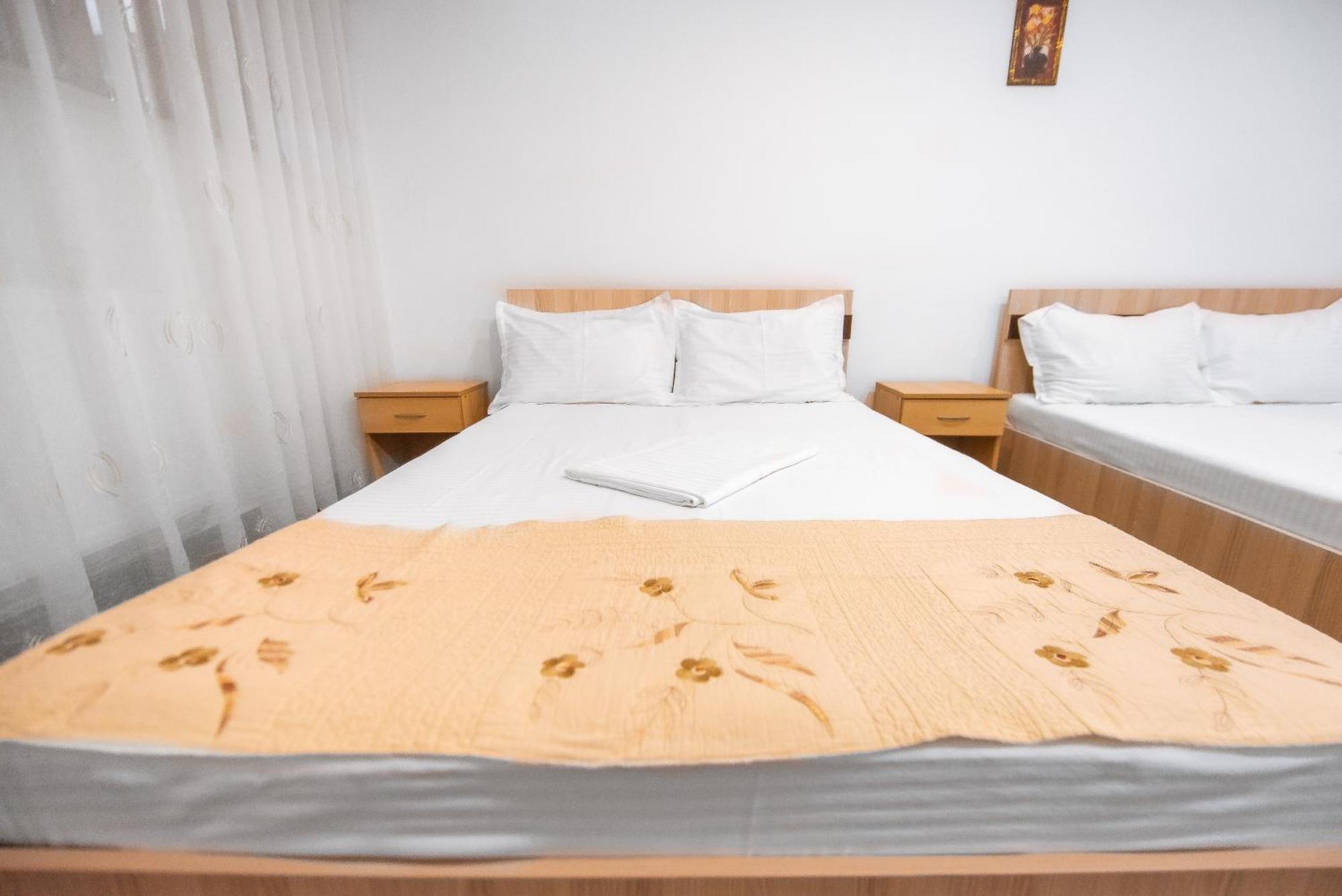 Vila Puky Neptun Ngoại thất bức ảnh