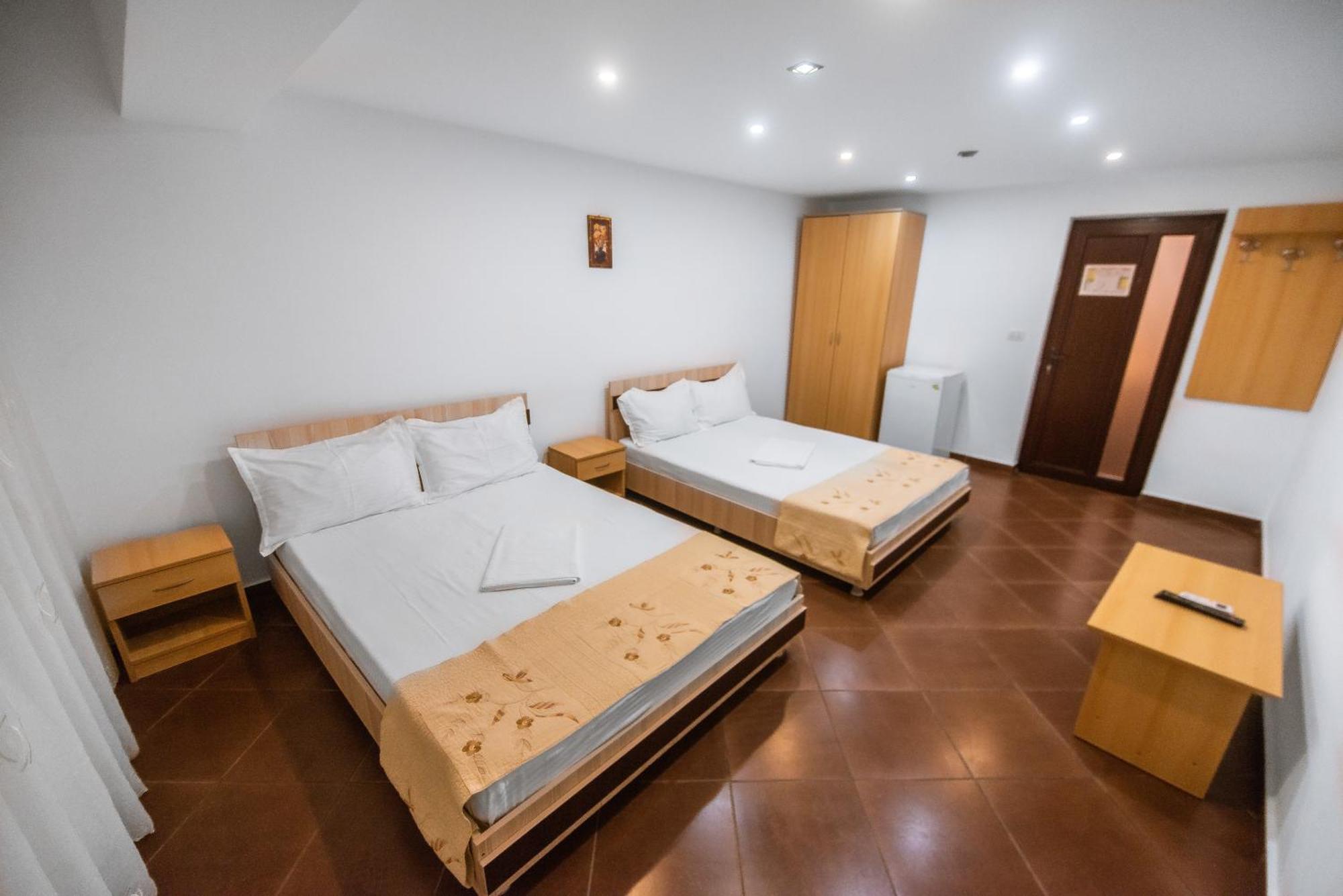 Vila Puky Neptun Ngoại thất bức ảnh