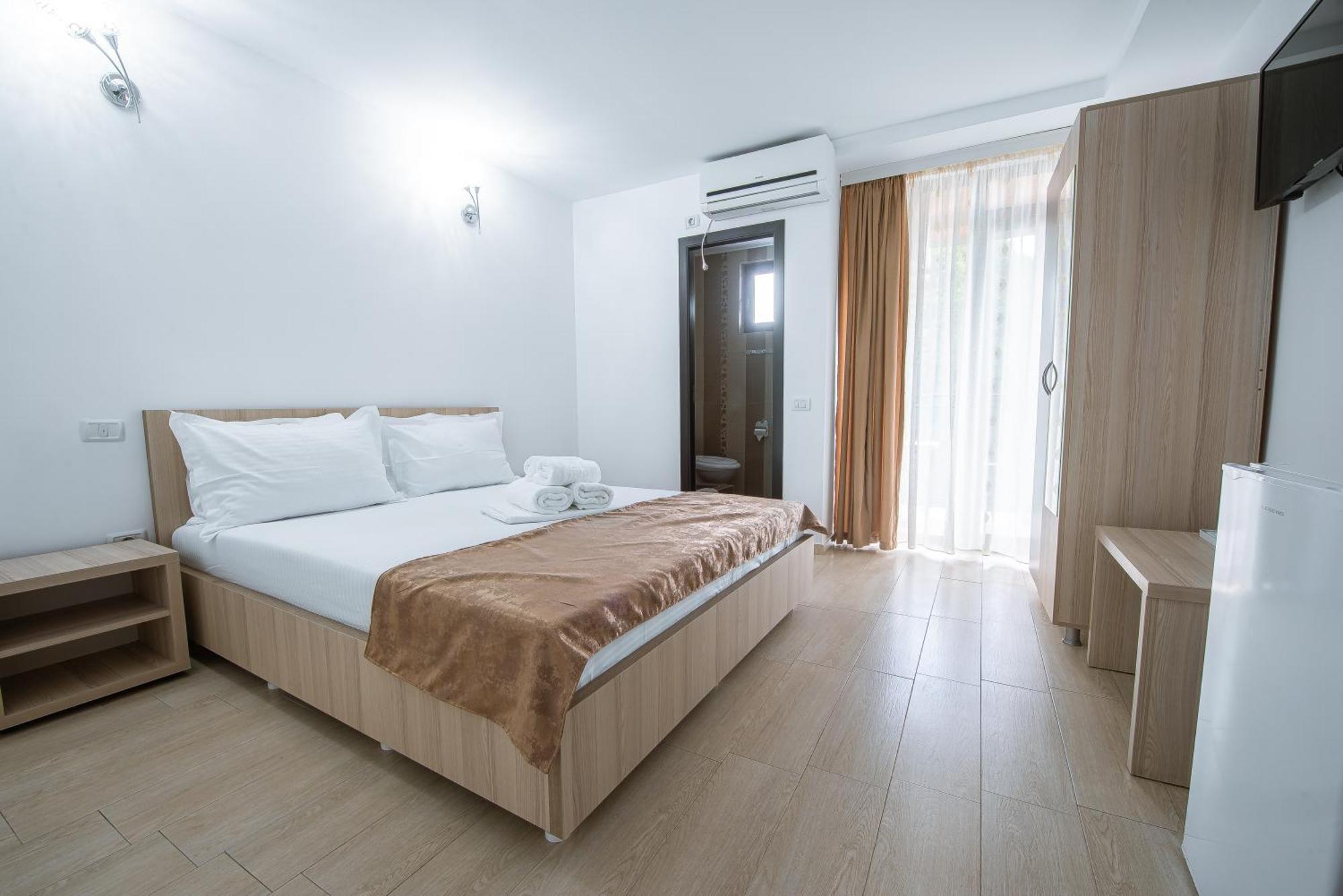 Vila Puky Neptun Ngoại thất bức ảnh