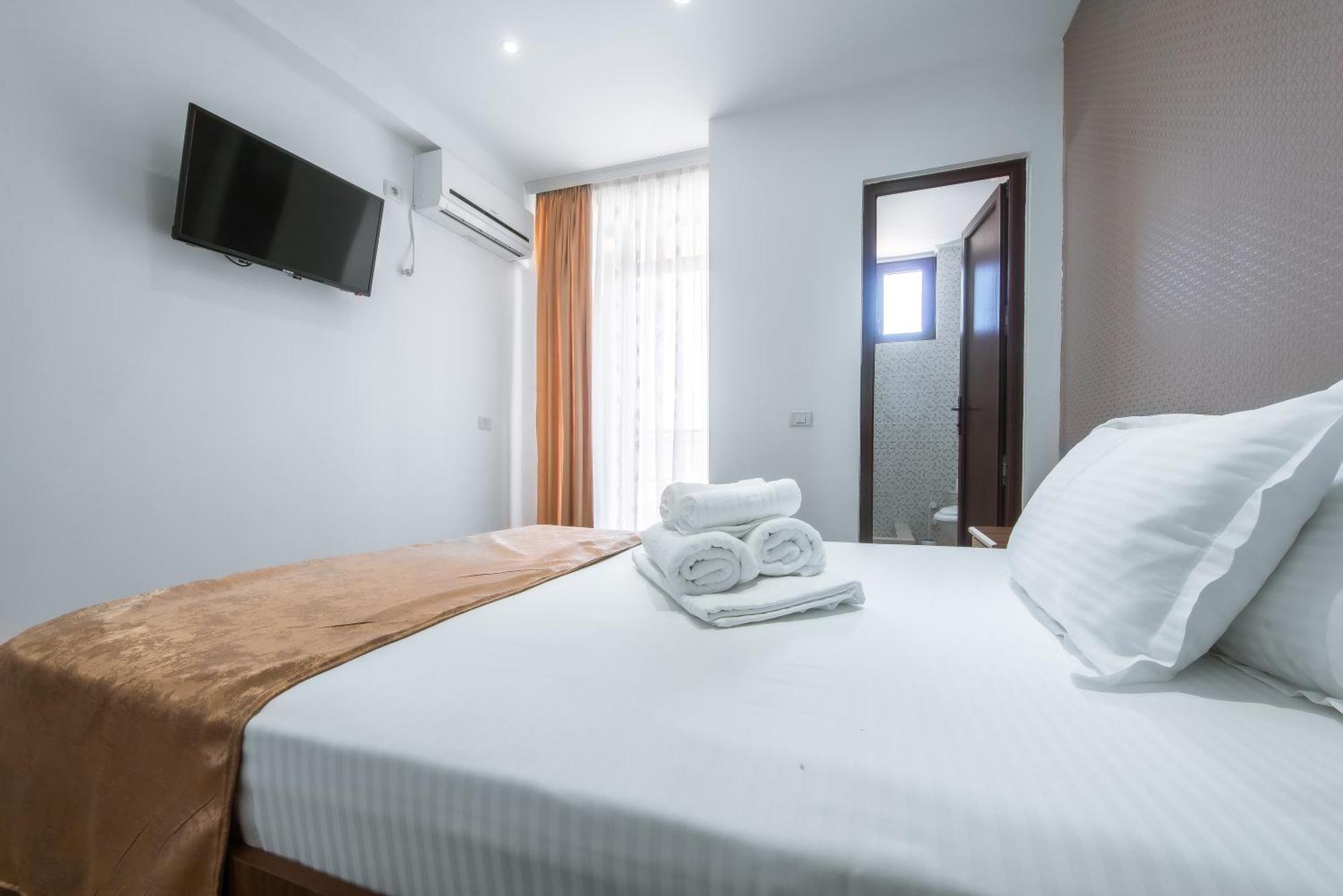 Vila Puky Neptun Ngoại thất bức ảnh