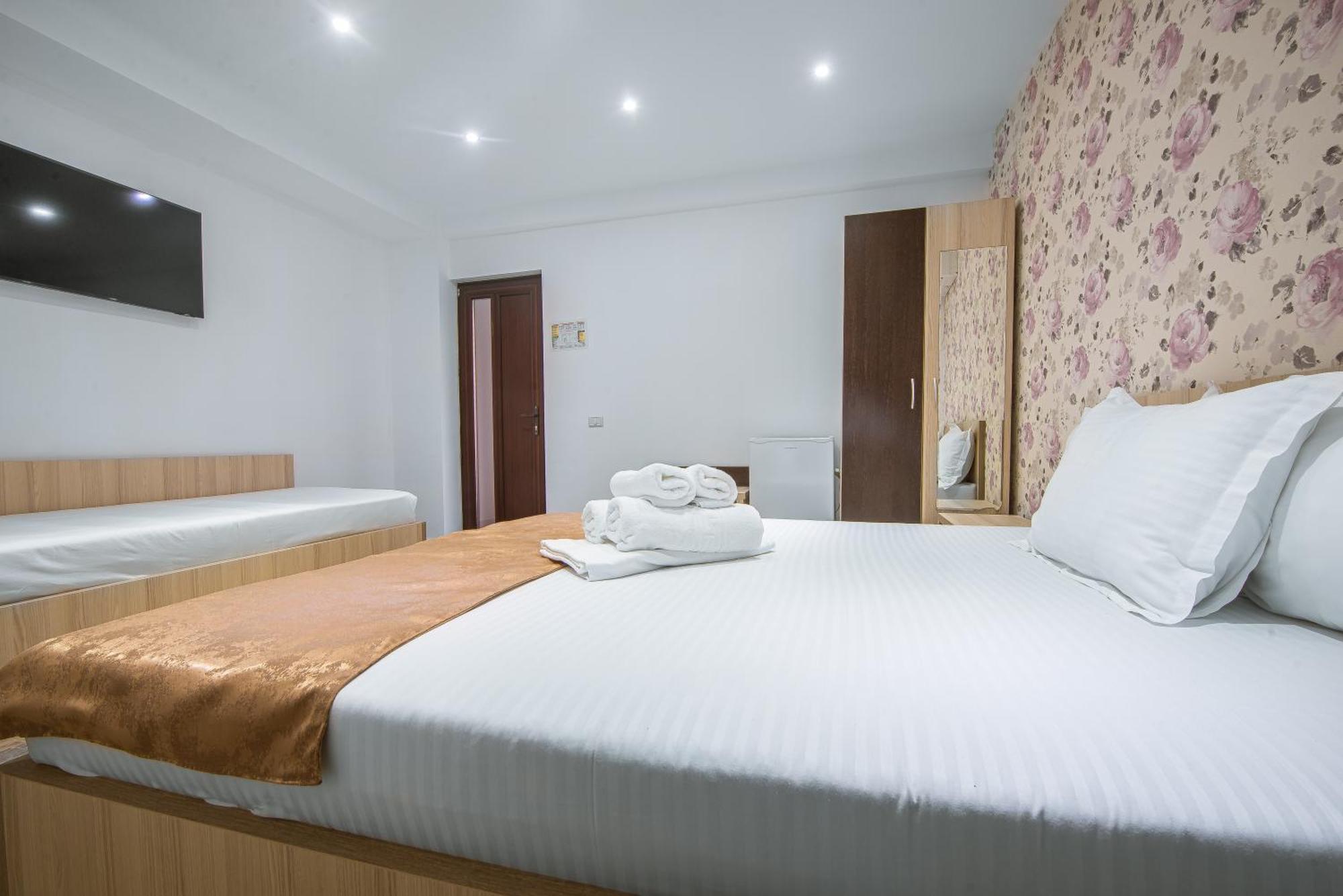 Vila Puky Neptun Ngoại thất bức ảnh