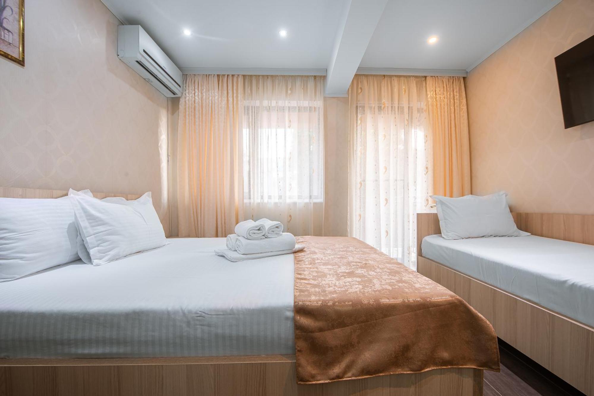 Vila Puky Neptun Ngoại thất bức ảnh