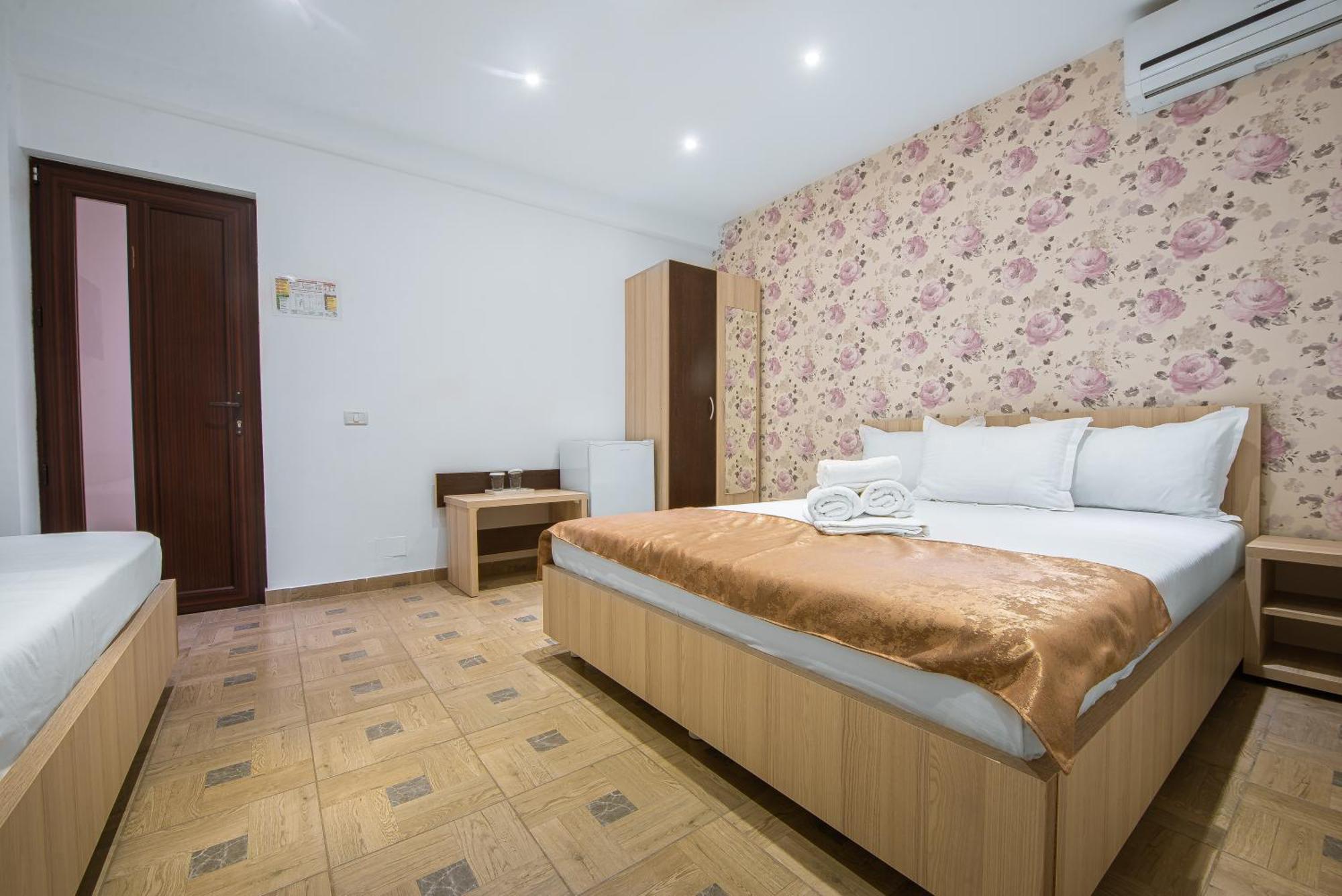 Vila Puky Neptun Ngoại thất bức ảnh