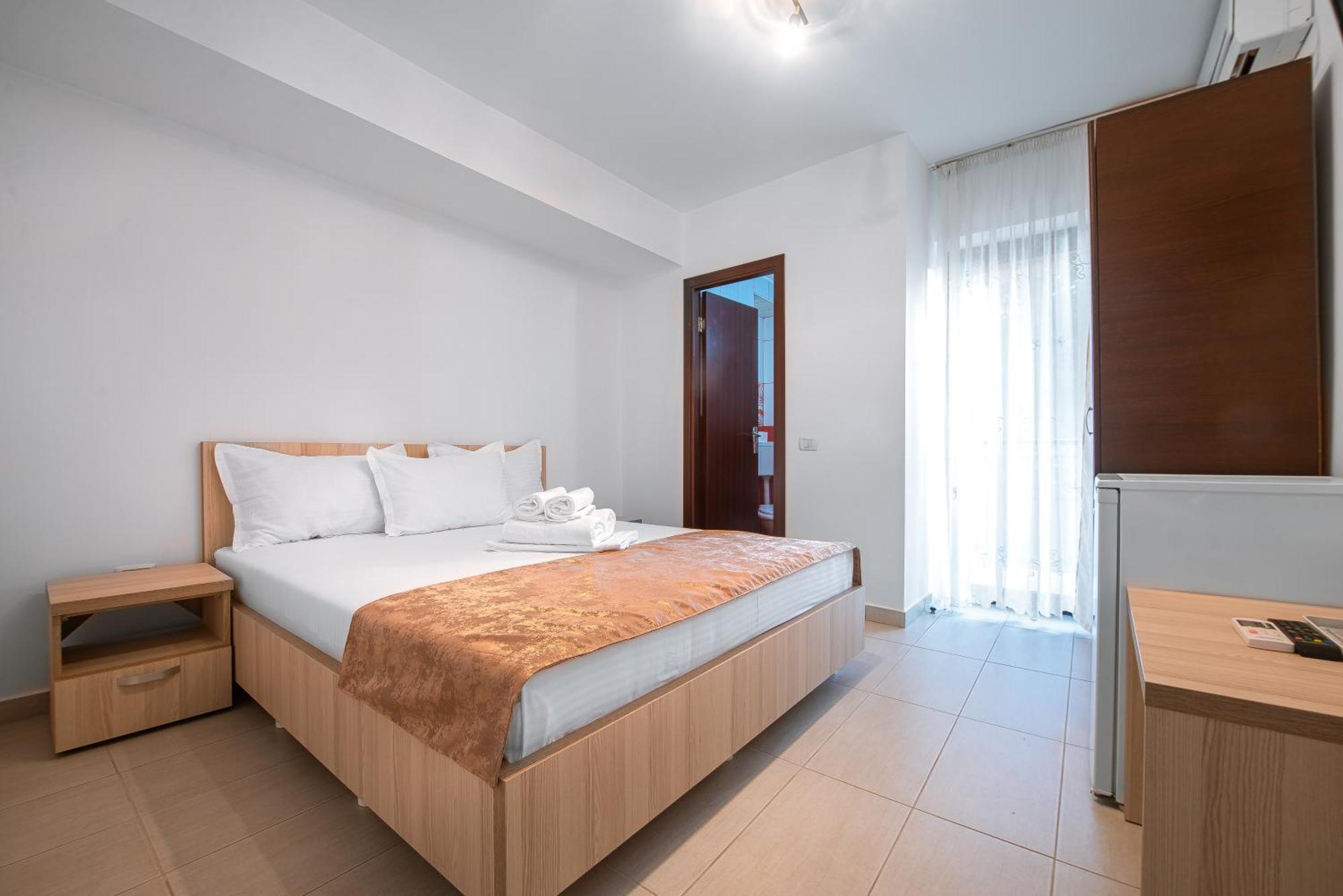 Vila Puky Neptun Ngoại thất bức ảnh