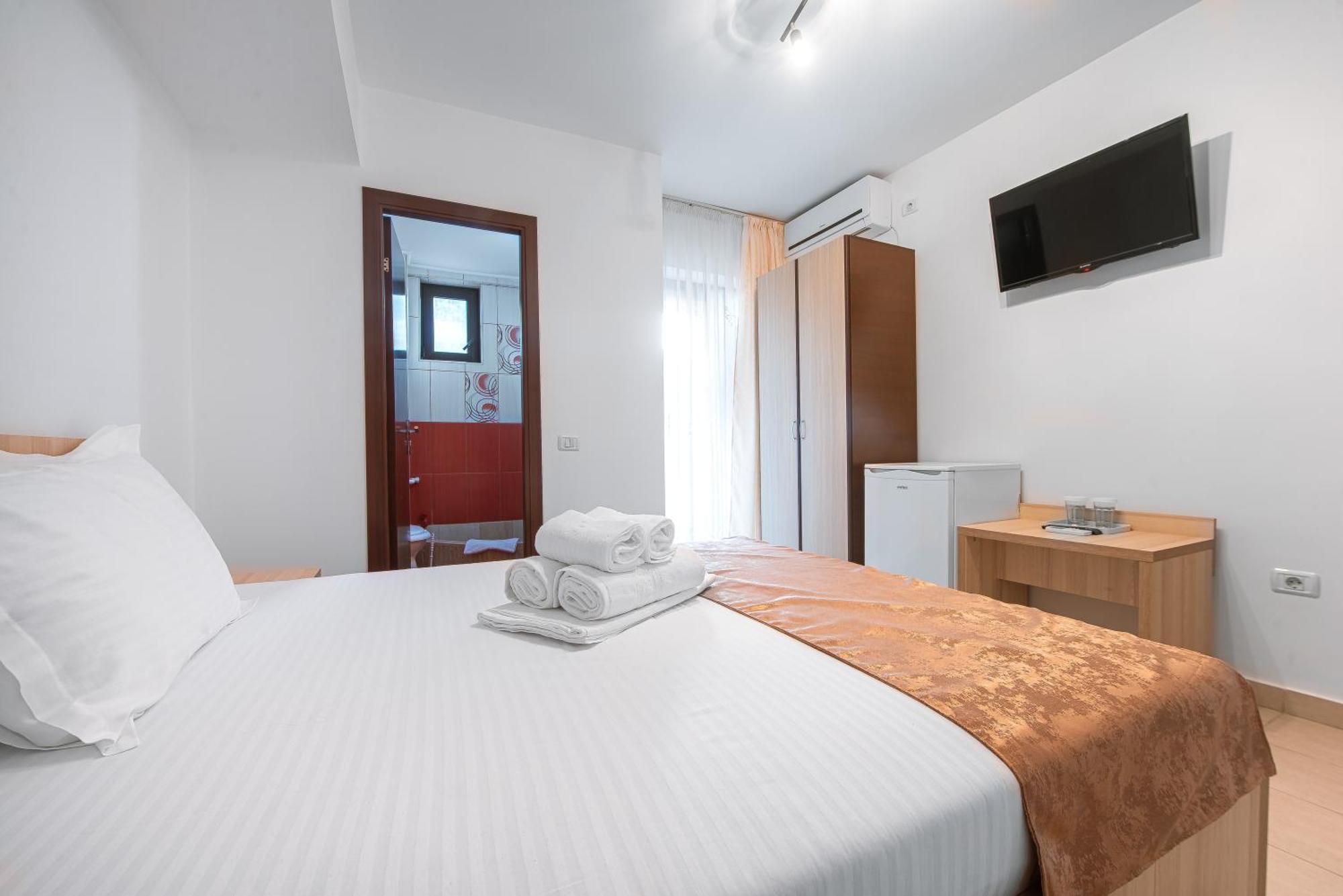 Vila Puky Neptun Ngoại thất bức ảnh
