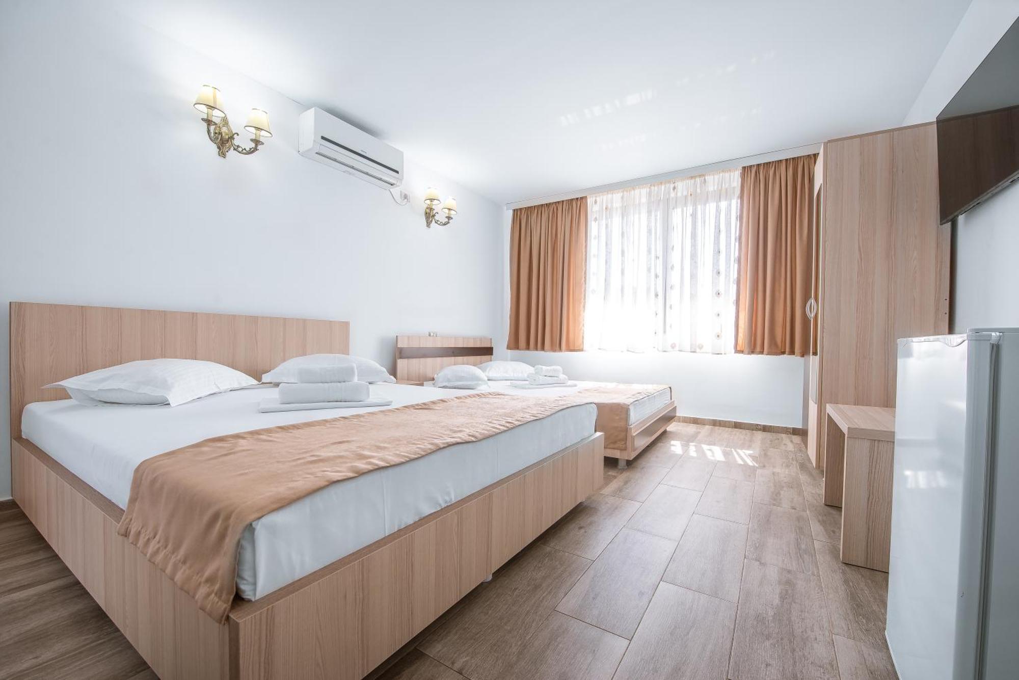 Vila Puky Neptun Ngoại thất bức ảnh